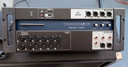 Soundcraft ui16 digital - soundcraft,
